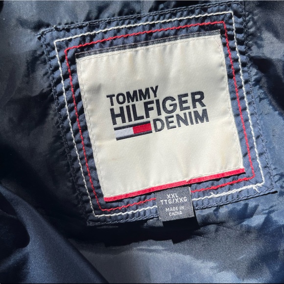 Tommy Jeans oversized wind breaker - Picture 2 of 3